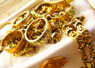 sell gold jewelry